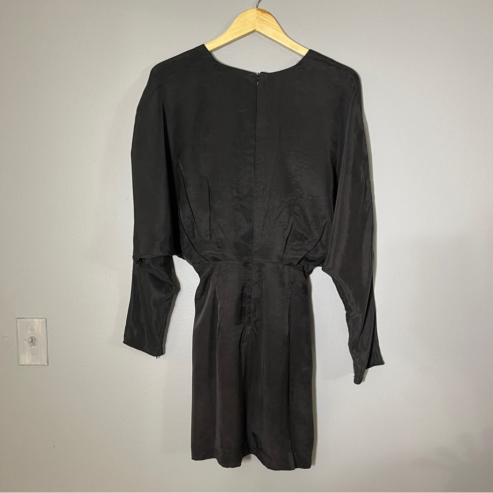 SATIN EFFECT PLEATED DRESS - size Large - Picture 4 of 14